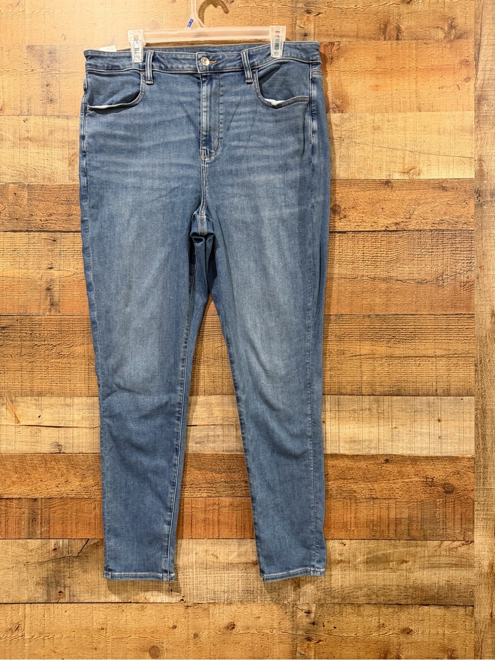 American Eagle Super High Rise Next Level Stretch Medium Blue Jeggings Size 16